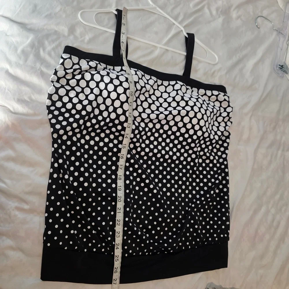 Maxine of Hollywood Womens Tankini Swim Top Size 24W Black Polka Dot Beach